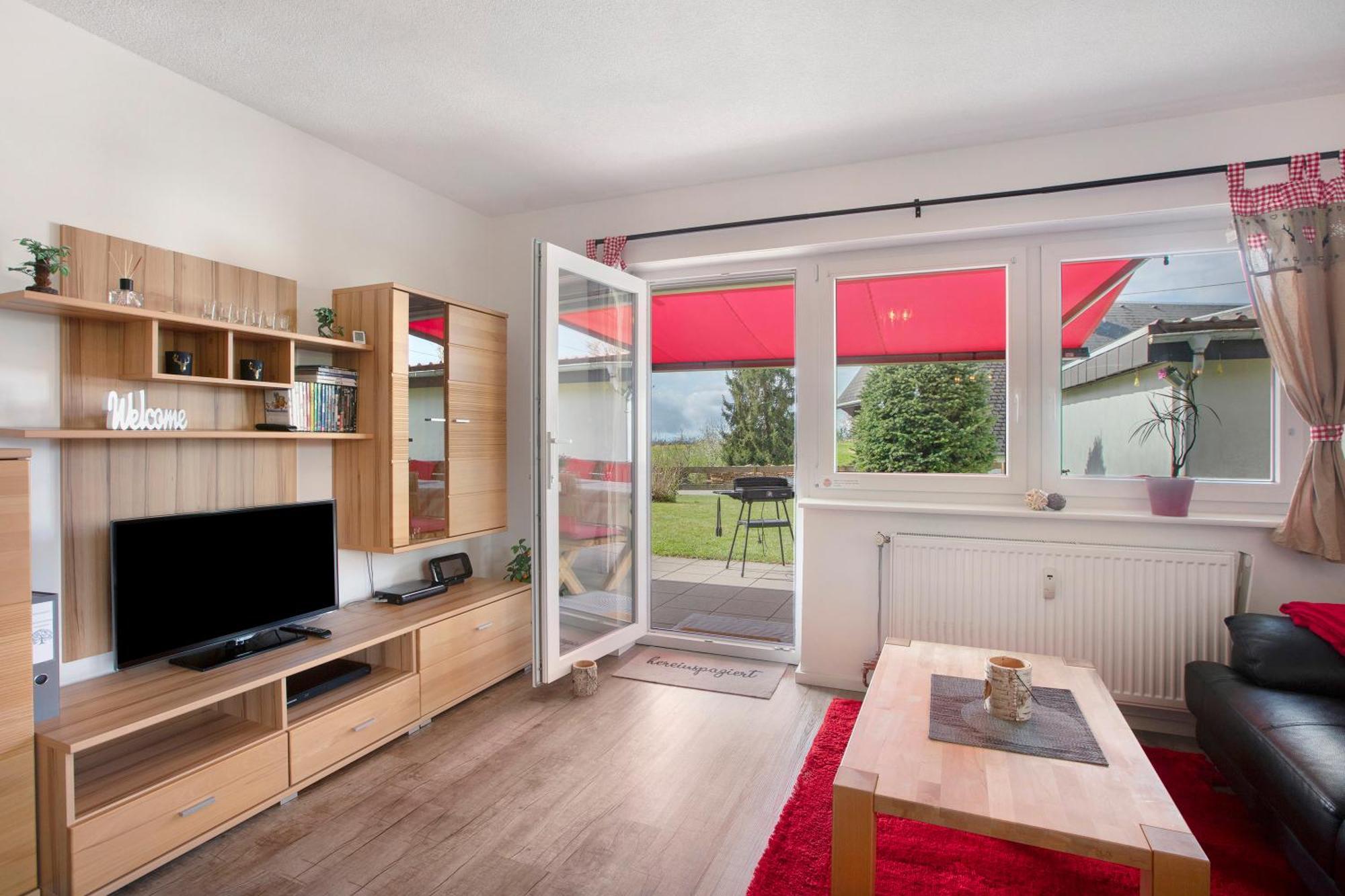 Ferienwohnung Baeumchen ヘーヘンシュヴァント エクステリア 写真